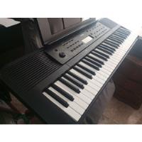 Teclado Piano Yamaha Psr-e273 Con Fuente De Poder segunda mano  Colombia 
