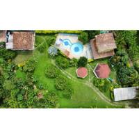 Usado, Finca En Sopetran - Piscina + 2 Cabañas + 2 Kioskos + Parque Infantil + Amplia Zona Verde En Sector Alta Valorización (5 Min Del Parque) segunda mano  Colombia 