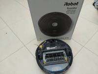 Aspiradora Robot Irobot Roomba 675  Negra 120v/240v segunda mano  Chía
