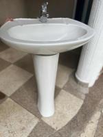 lavamanos corona pedestal segunda mano  Colombia 