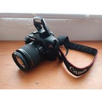 Cámara Fotográfica Canon T100  segunda mano  Colombia 