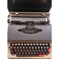 Máquina De Escribir Manual Olivetti segunda mano  Puente Aranda