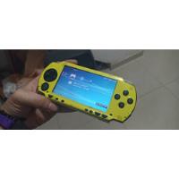 Psp Sony Programada Con Juegos Estuche Y Cargador  segunda mano  Colombia 