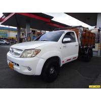 Toyota Hilux Wt-i 4x2 2.7 segunda mano  Colombia 